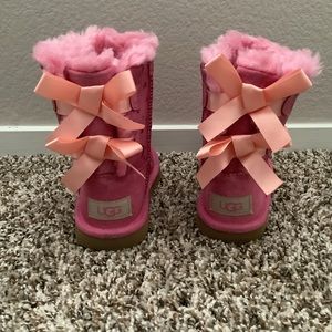 UGG Australia Toddler Bailey Bow Moon and Stars Pink Boots